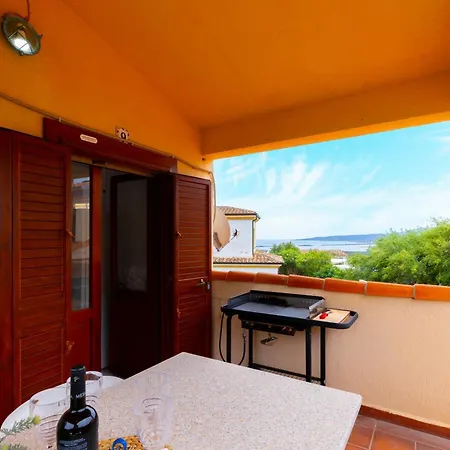 Stella Con Vista Mare Apartment *